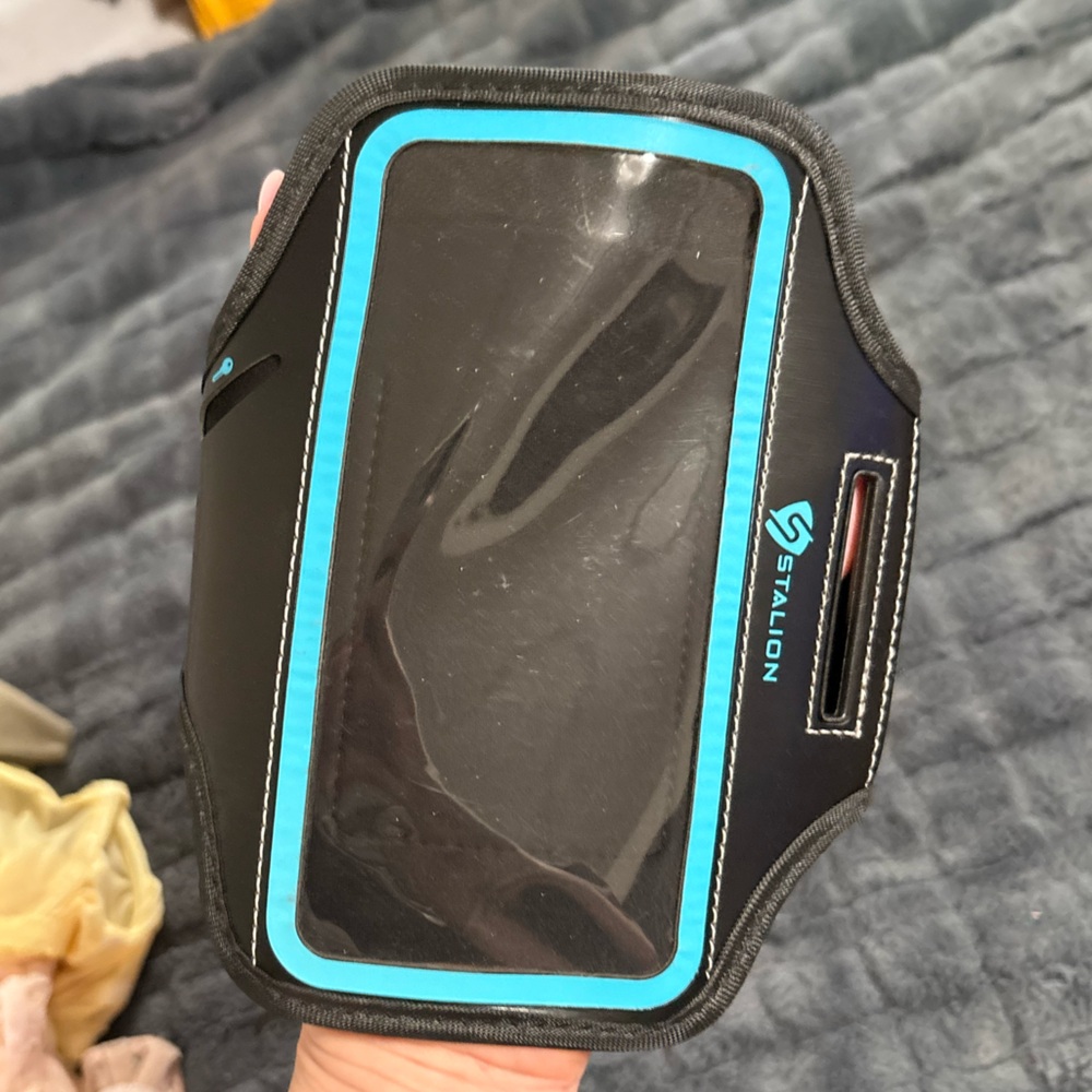Black and Blue Armband for Electronics